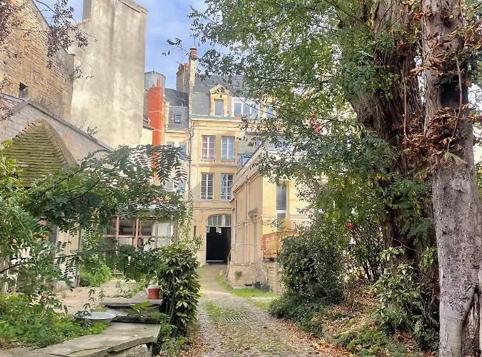 Studio Avec Terrasse - Centre Historique *